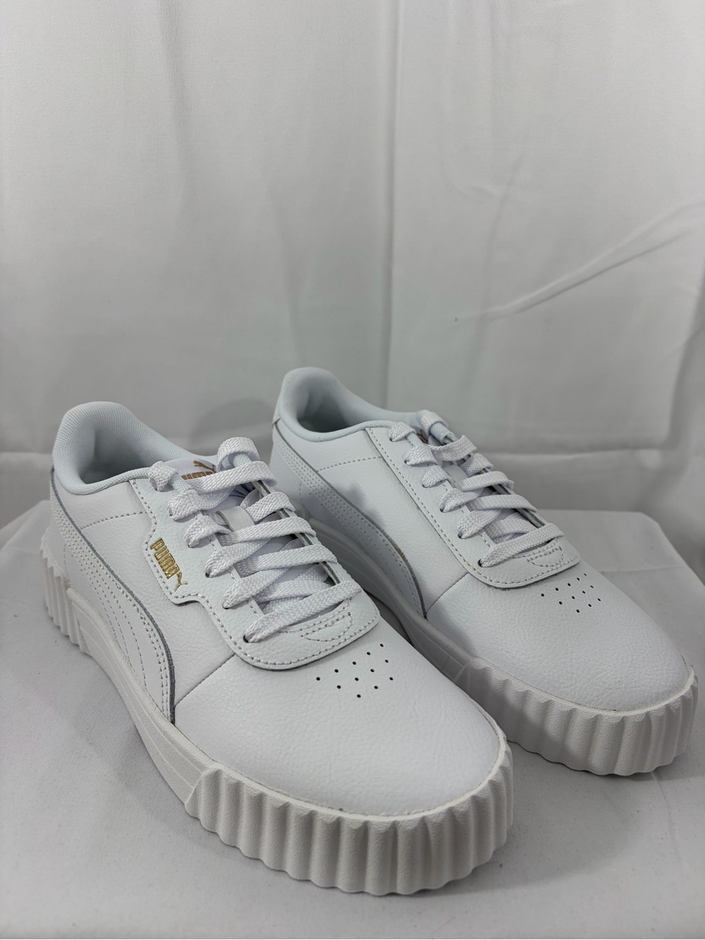 NWT Puma Women’s Size 7.5 White Platform Sneaker